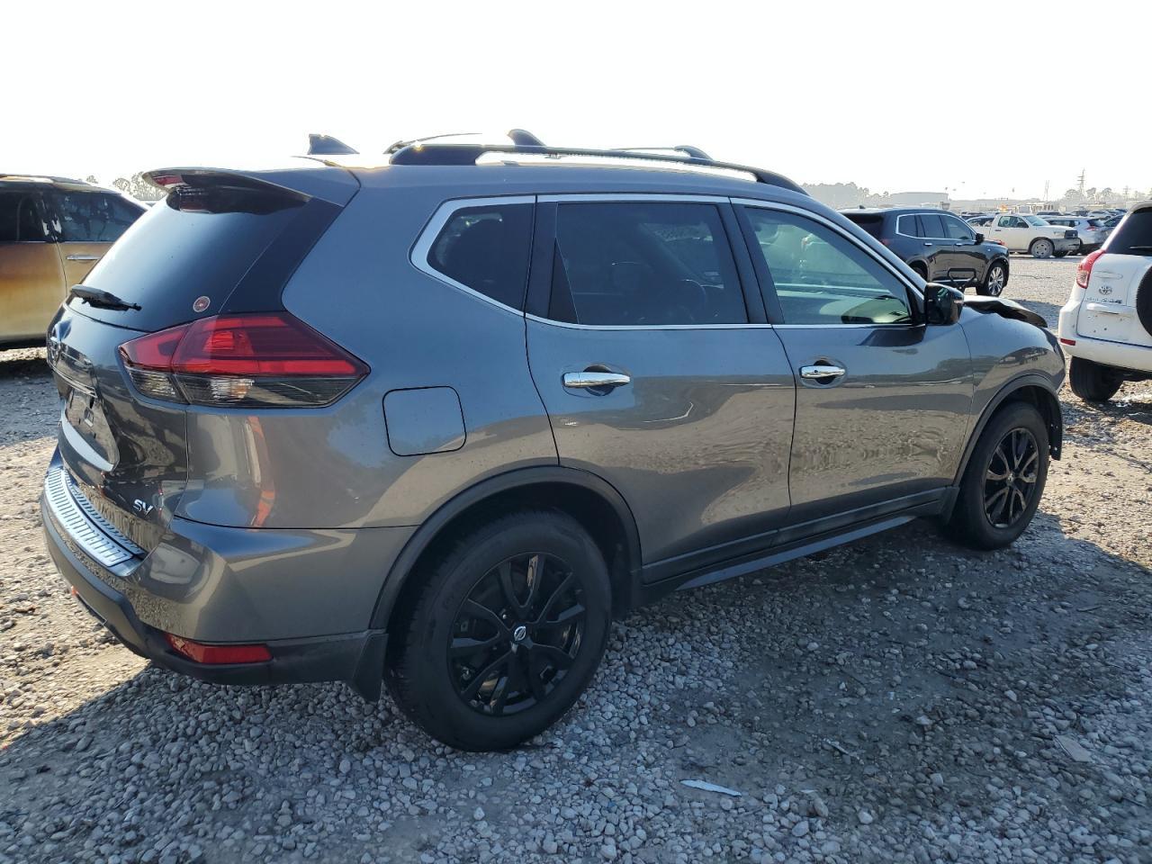 2017 NISSAN ROGUE S - Image 3