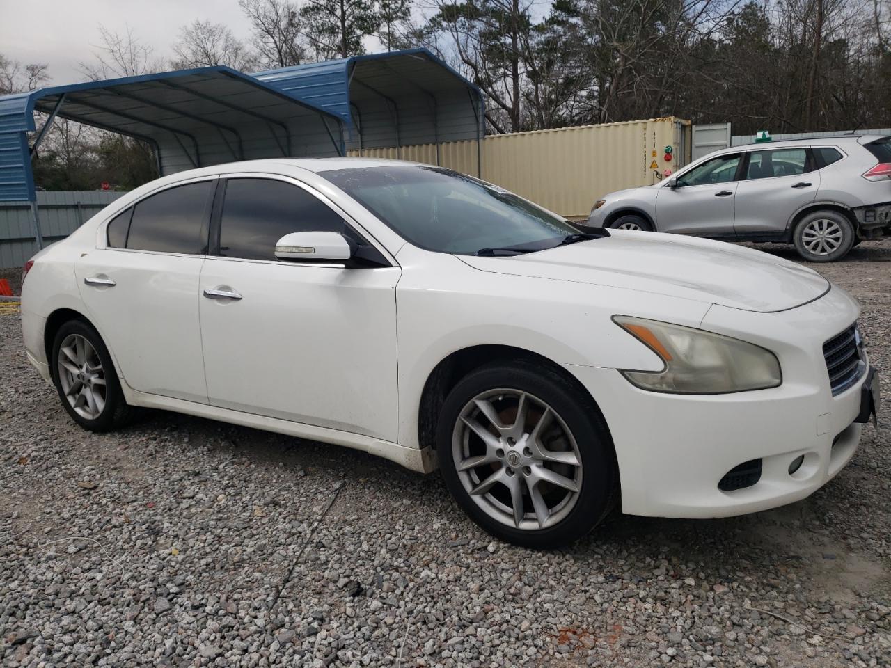 2011 NISSAN MAXIMA S - Image 4