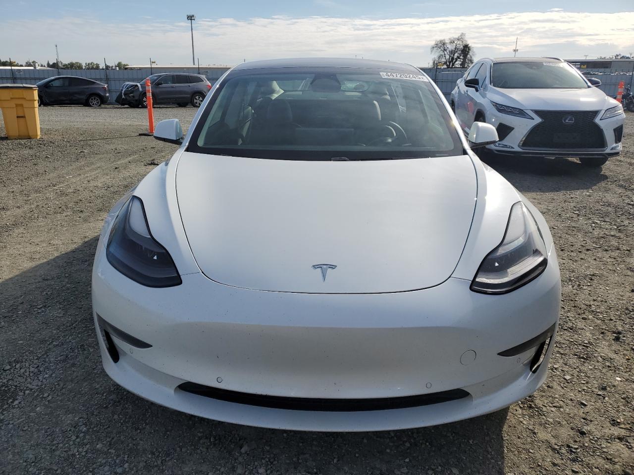 2021 TESLA MODEL 3 - Фото 5