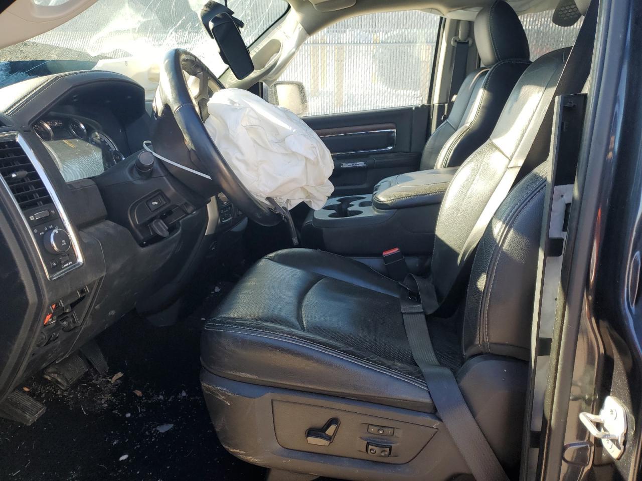 2015 RAM 1500 LARAM - Фото 7