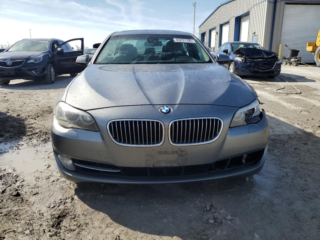 2011 BMW 535 XI - Image 5