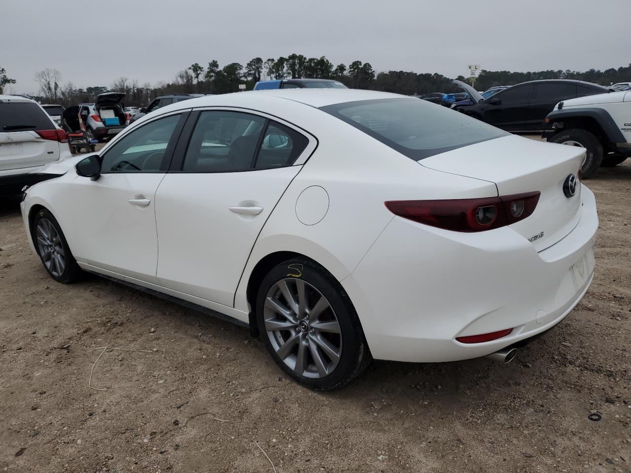 2023 MAZDA 3 PREFERRE - Фото 2