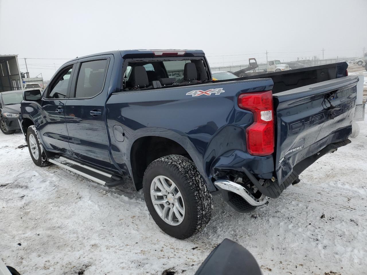 2021 CHEVROLET SILVERADO - Фото 2