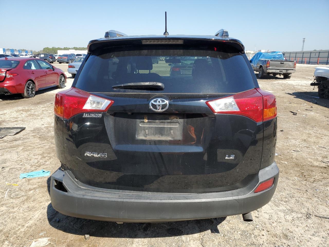 2015 TOYOTA RAV4 LE - Фото 6