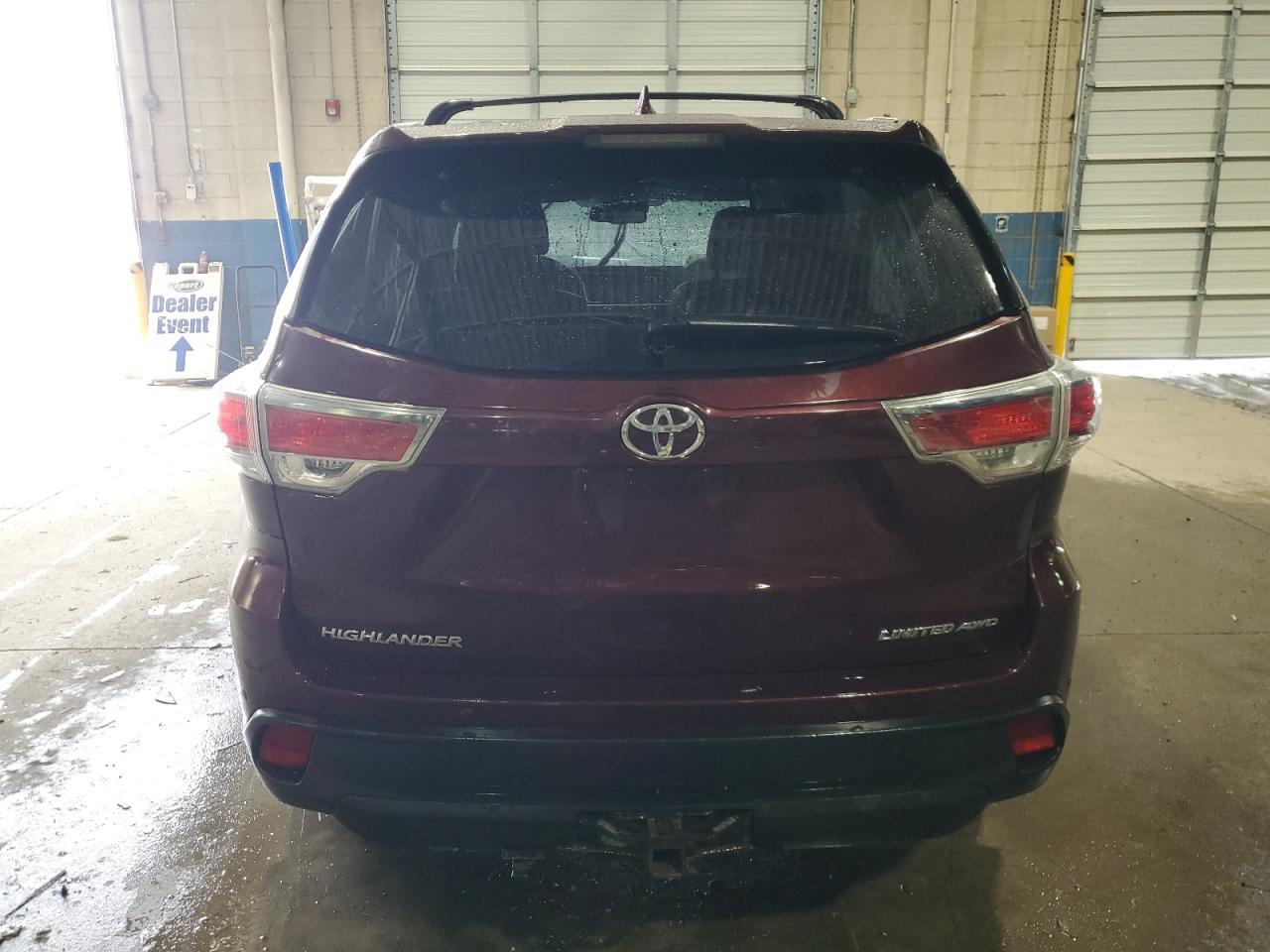 2015 TOYOTA HIGHLANDER - Image 6