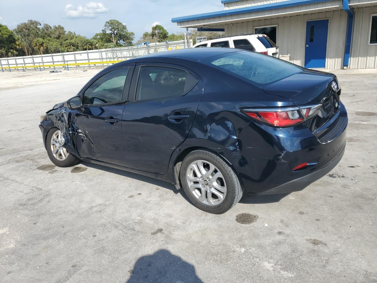 2017 TOYOTA YARIS IA - Image 2