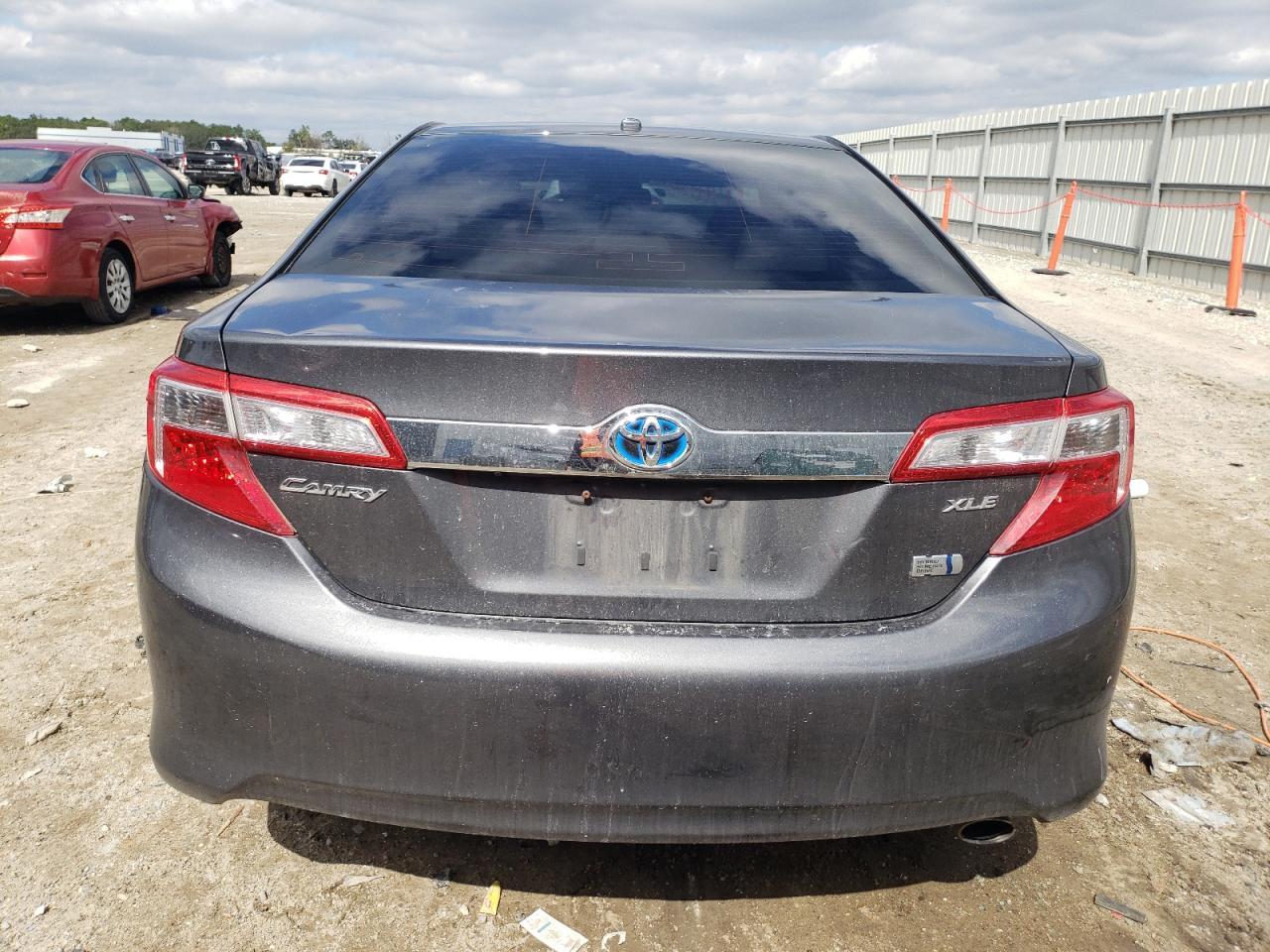 2012 TOYOTA CAMRY HYBR - Фото 6