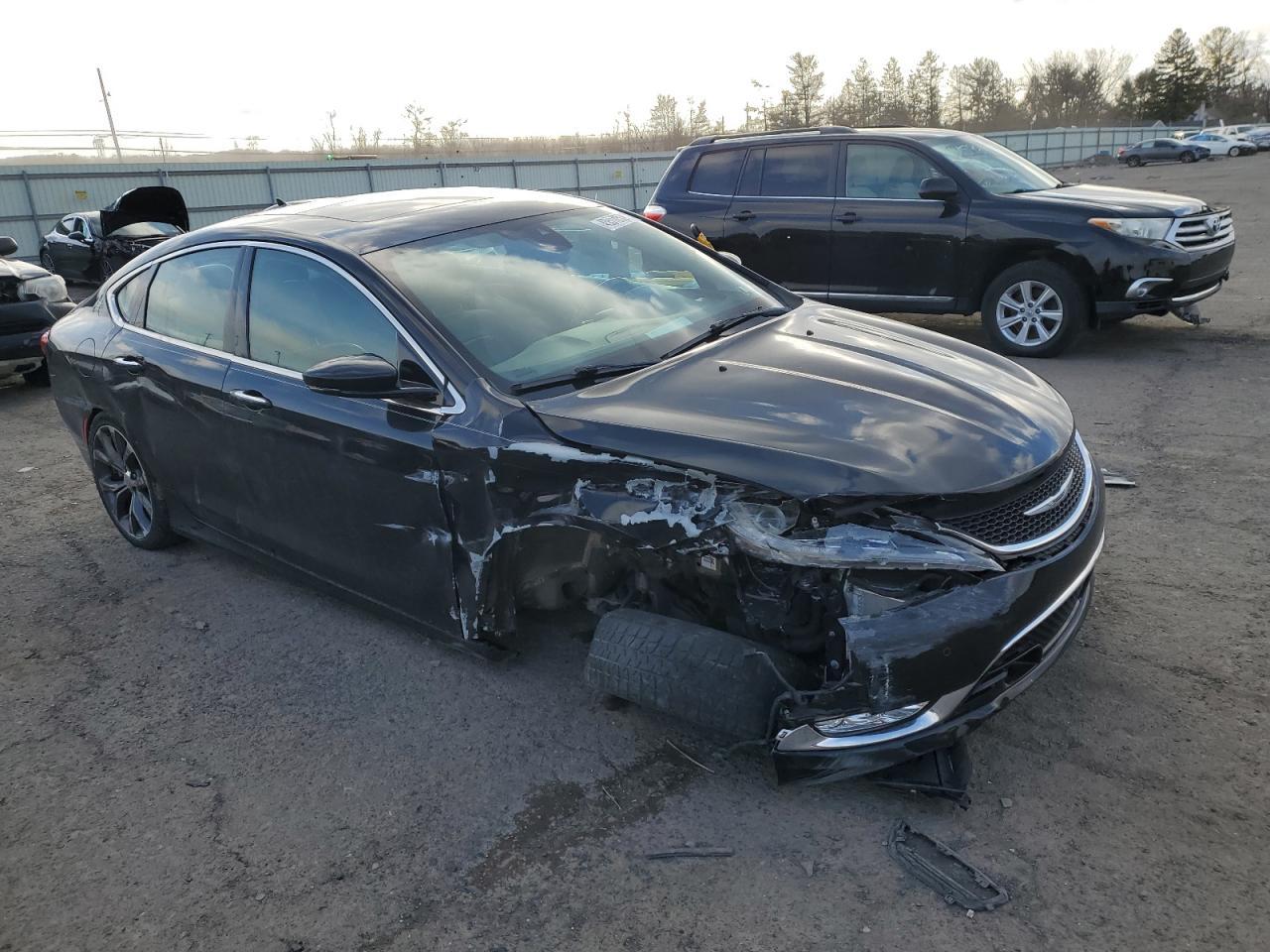 2015 CHRYSLER 200 C - Image 4