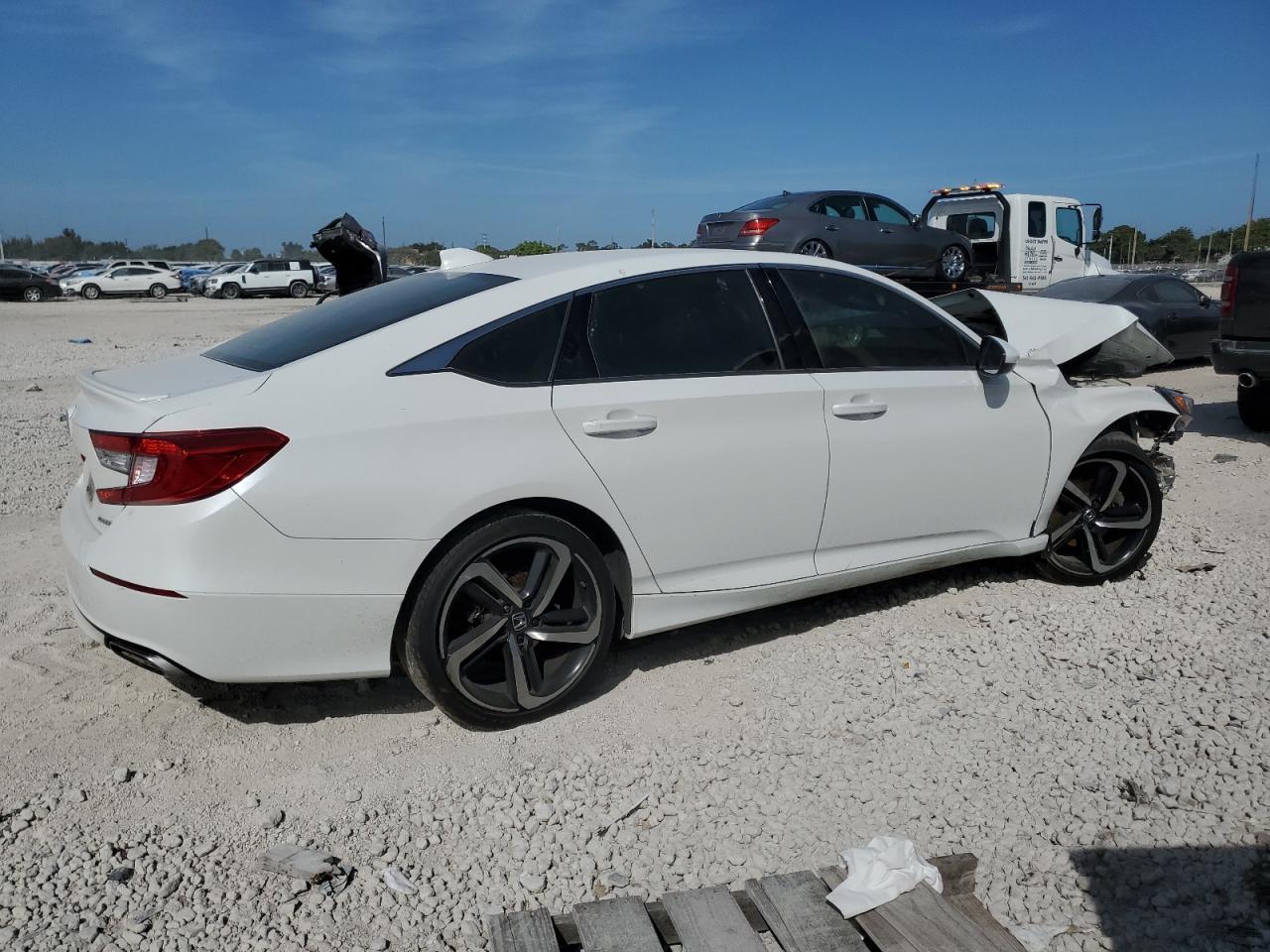2019 HONDA ACCORD SPO - Image 3