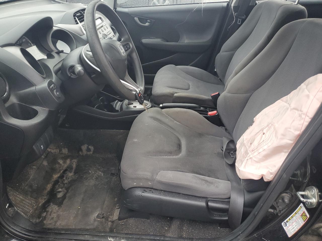 2011 HONDA FIT - Фото 7
