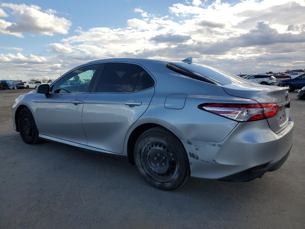 2020 TOYOTA CAMRY LE - Image 2