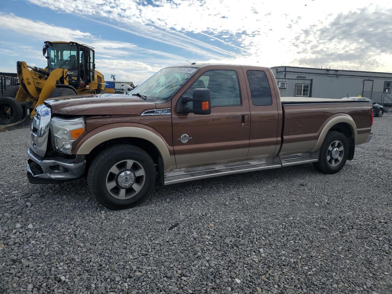 2011 FORD F350 SUPER