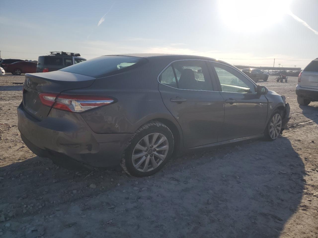 2018 TOYOTA CAMRY L - Image 3