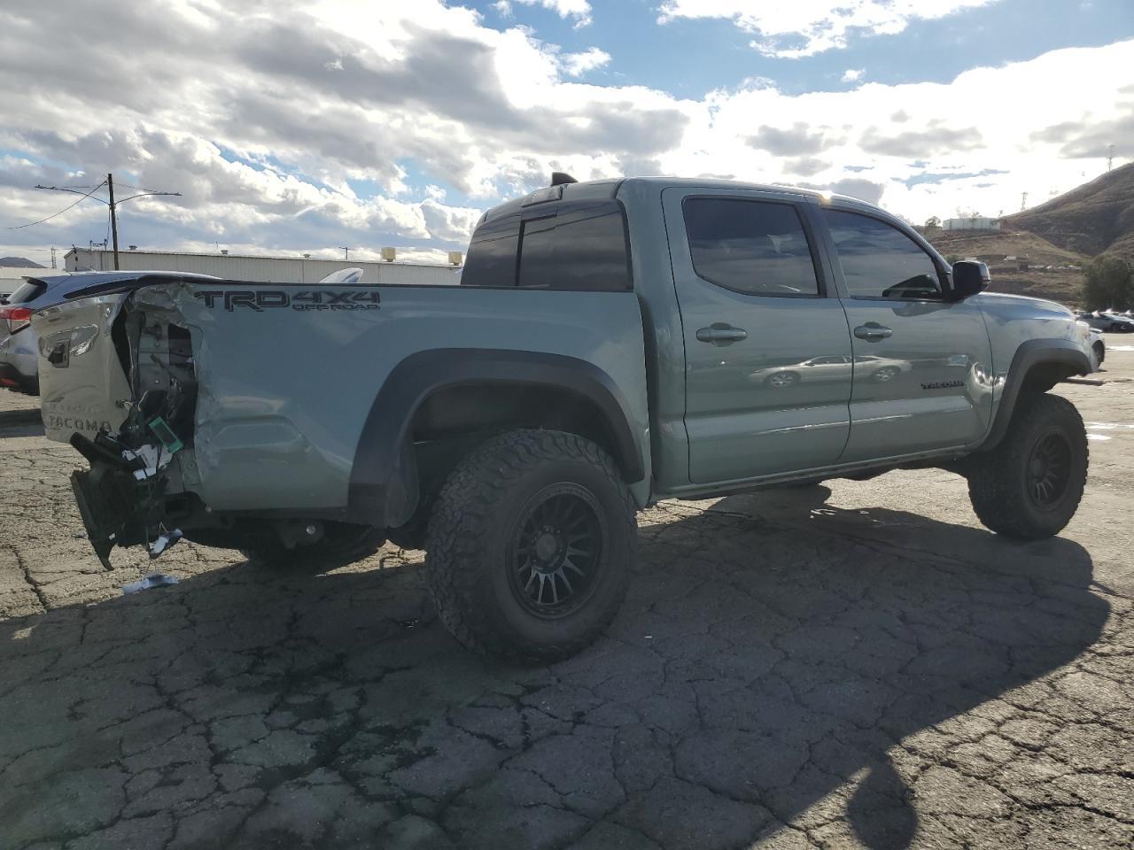 2023 TOYOTA TACOMA DOU - Фото 3