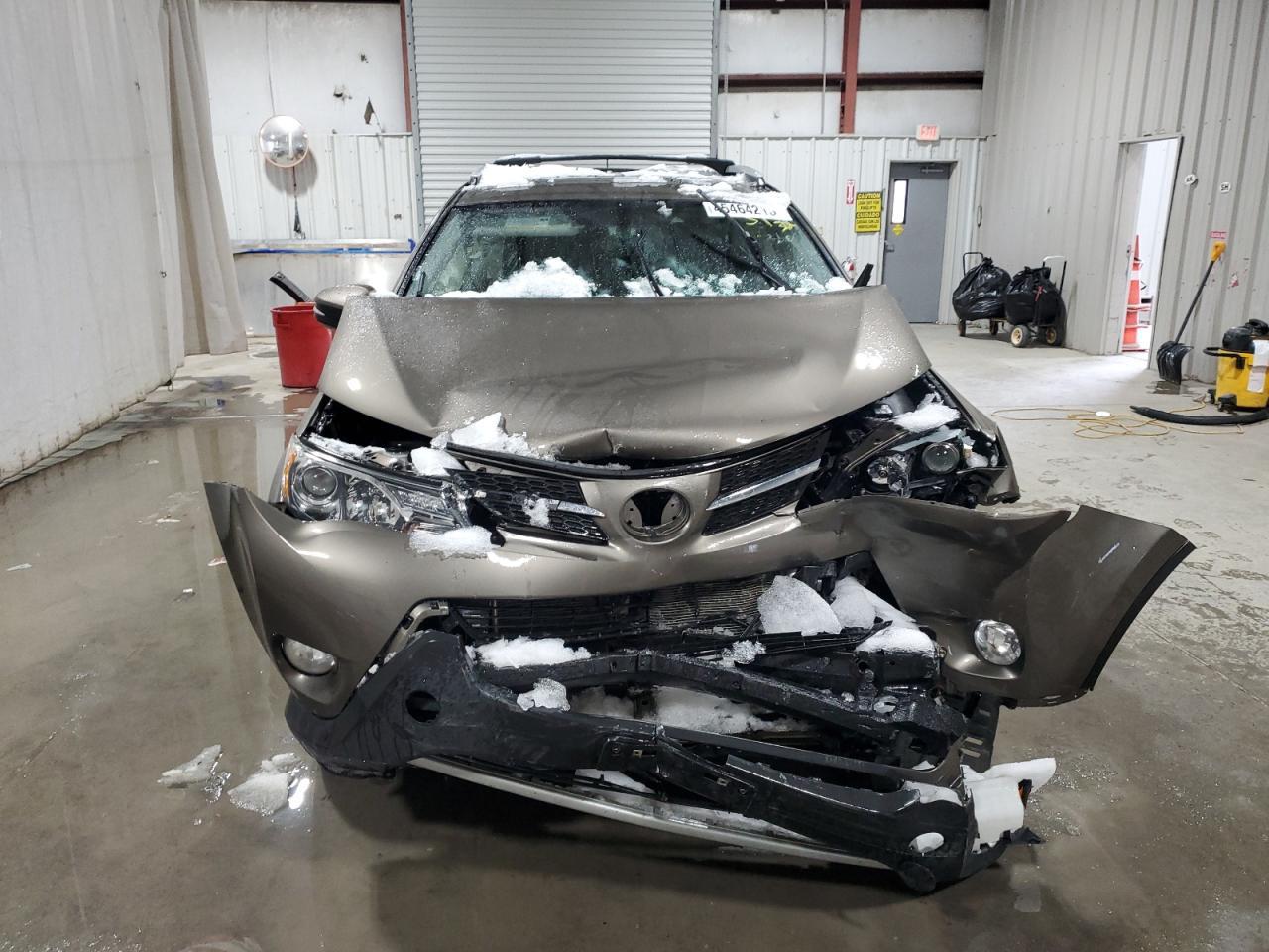 2015 TOYOTA RAV4 LIMIT - Фото 5