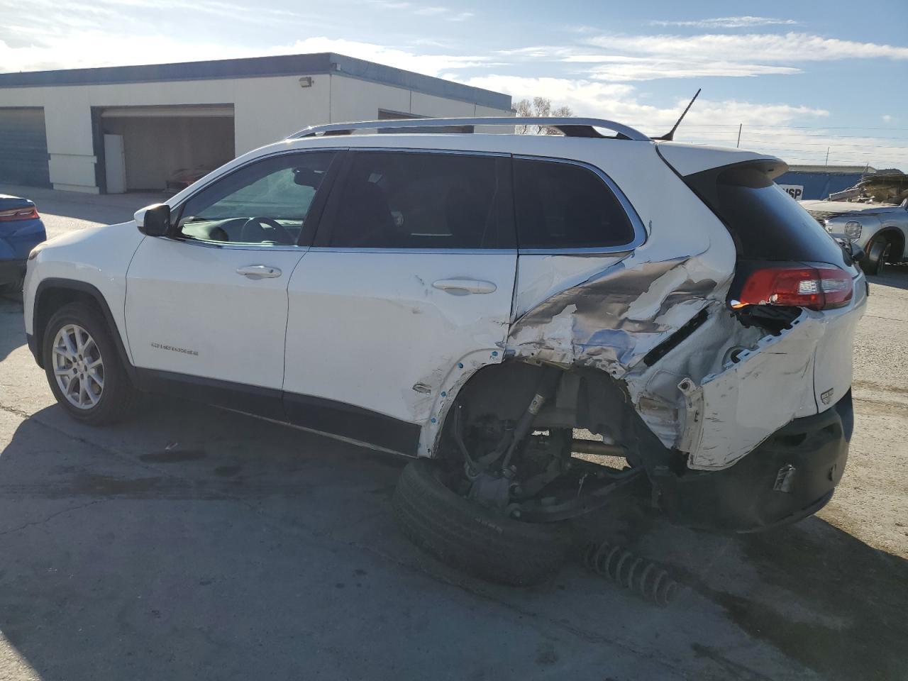 2017 JEEP CHEROKEE L - Image 2