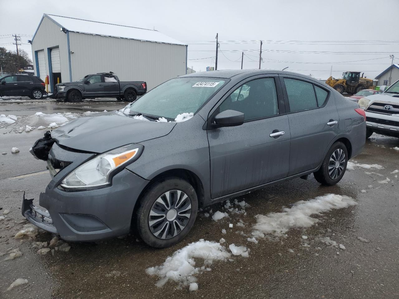 2016 NISSAN VERSA S