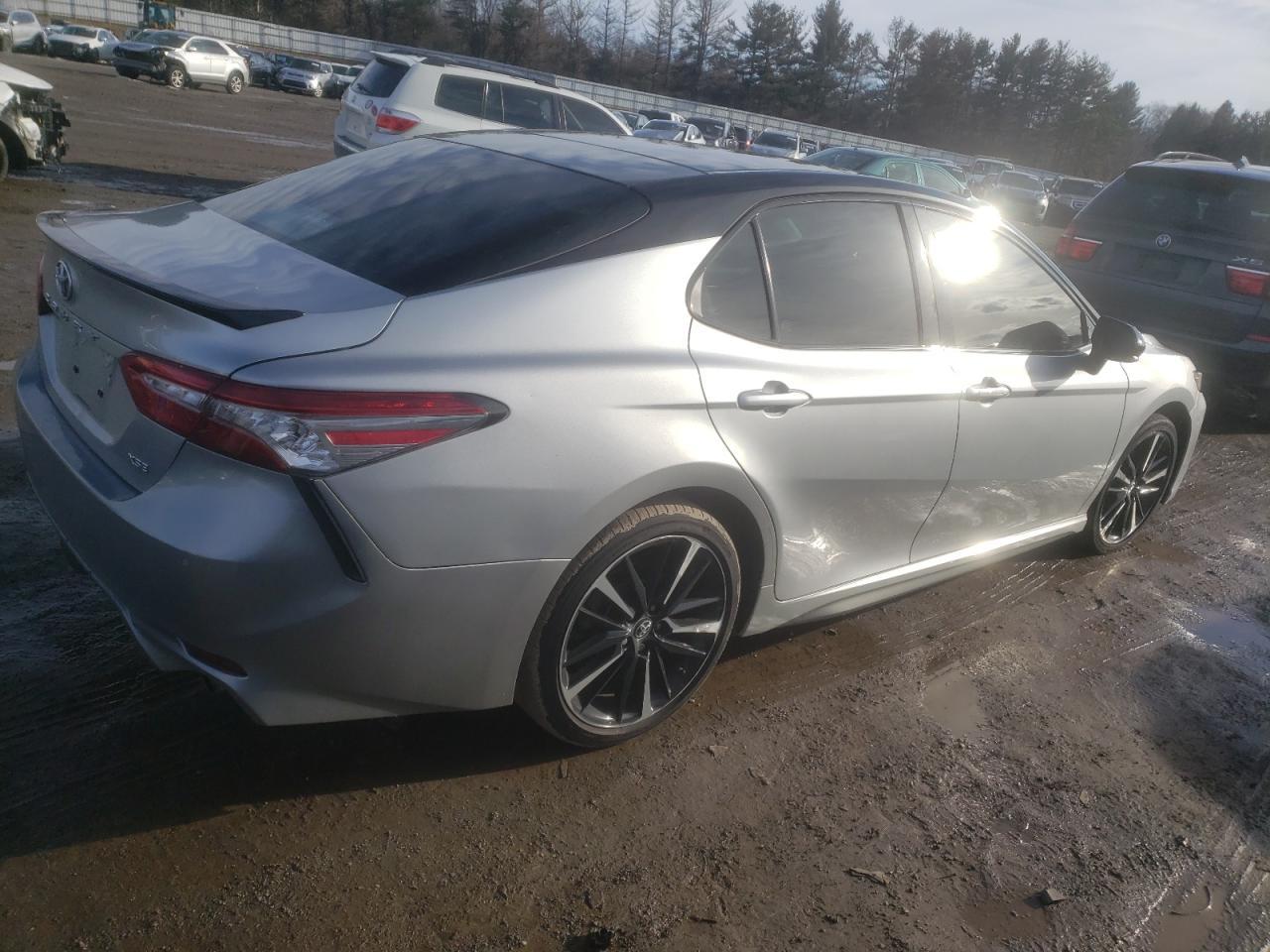 2018 TOYOTA CAMRY XSE - Image 3