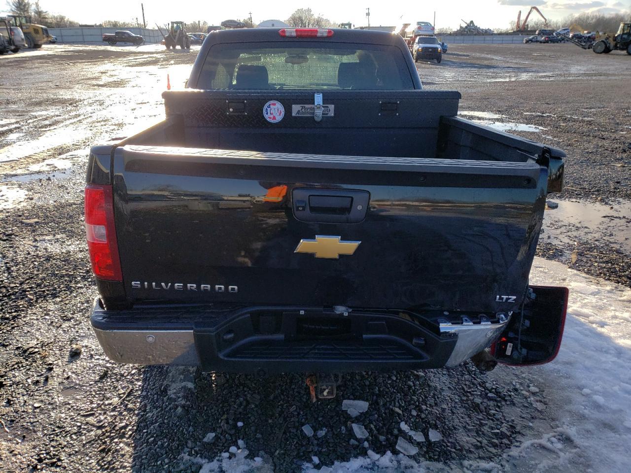 2013 CHEVROLET SILVERADO - Фото 6