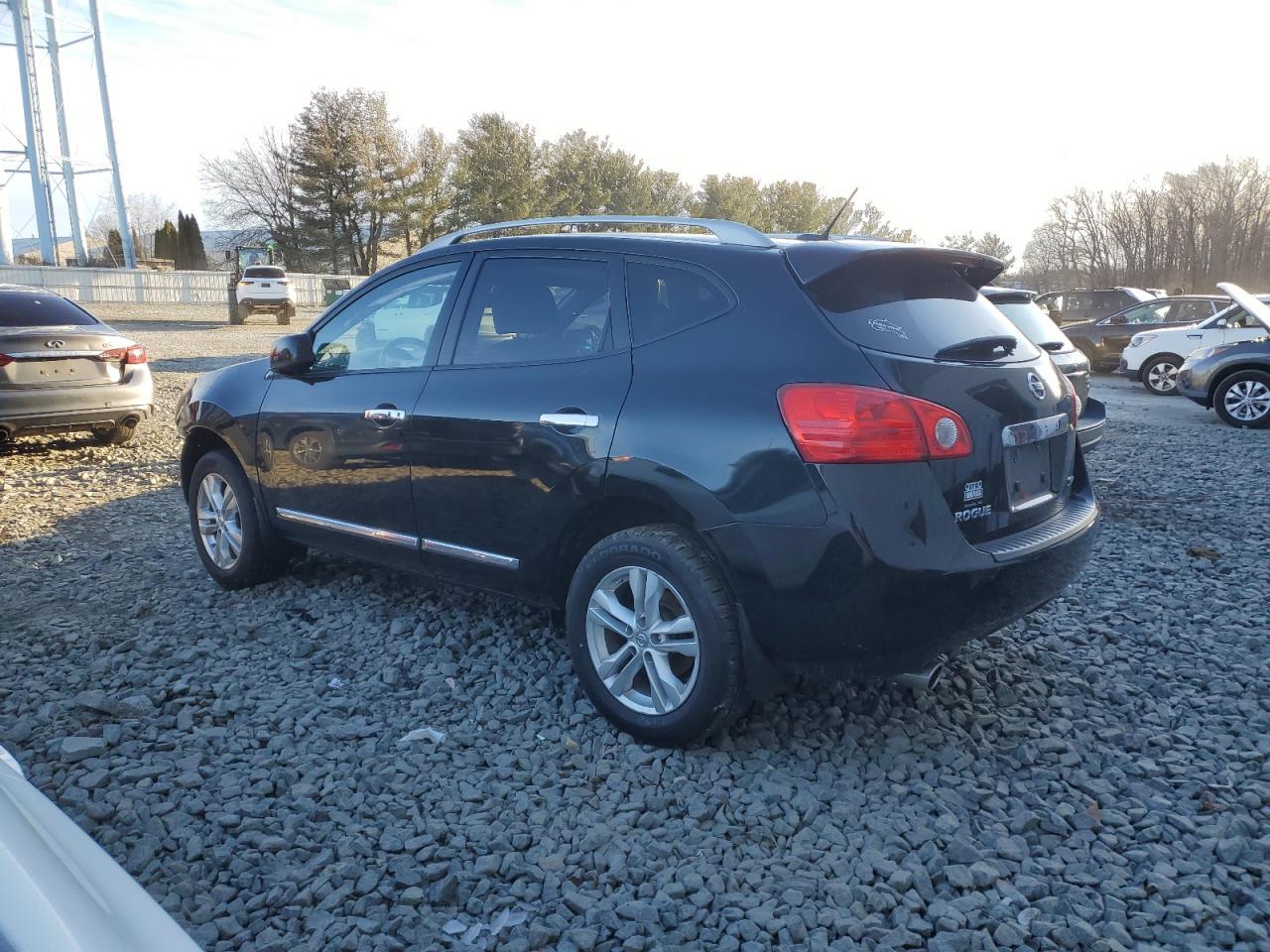 2013 NISSAN ROGUE S - Фото 2