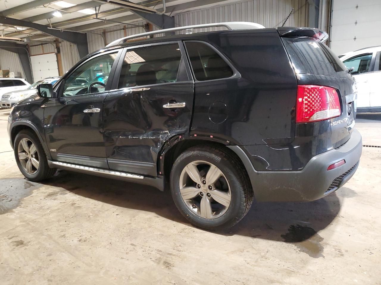 2012 KIA SORENTO EX - Image 2