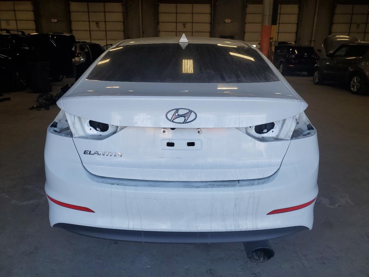 2017 HYUNDAI ELANTRA SE - Image 6