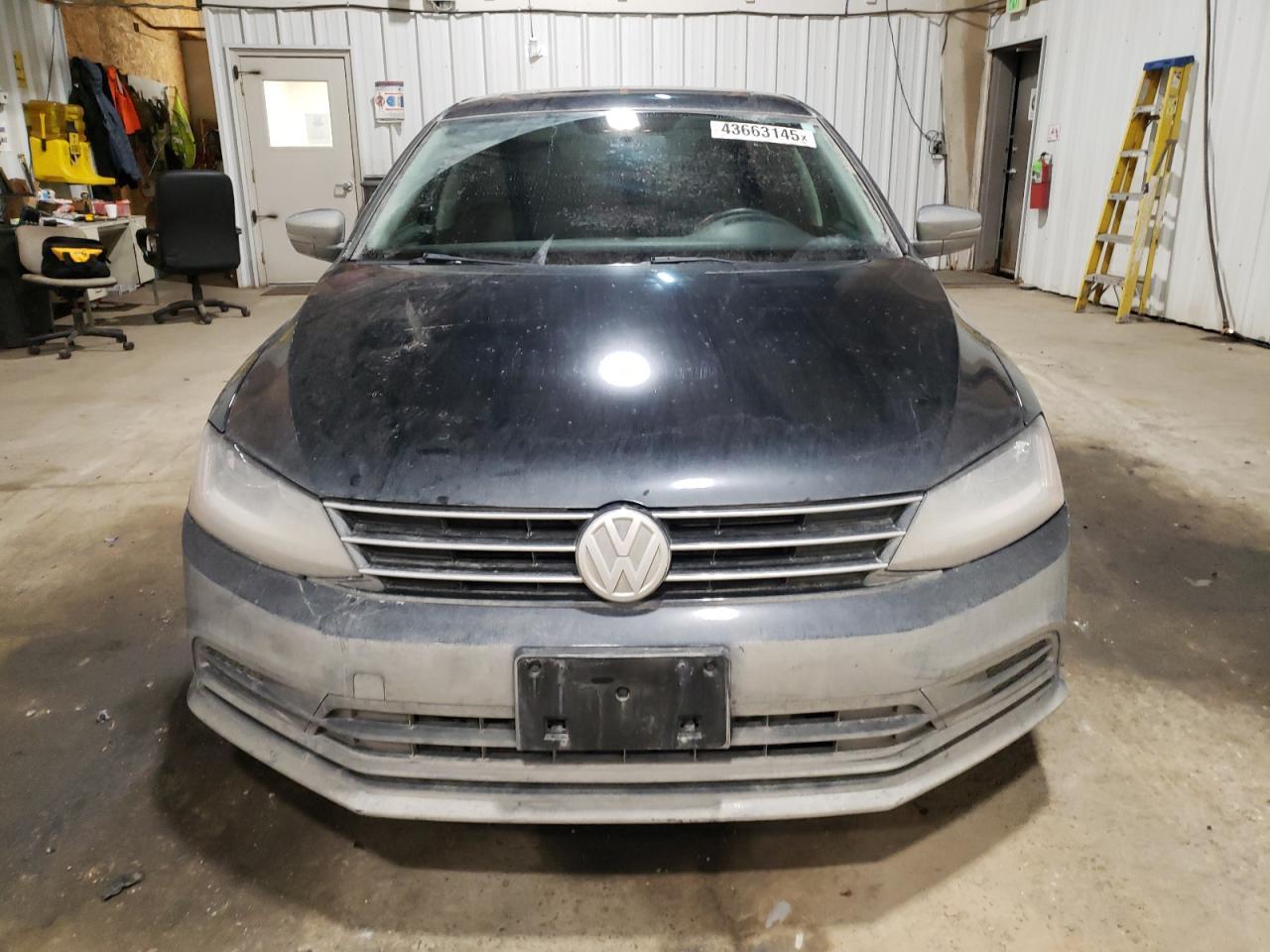 2017 VOLKSWAGEN JETTA SE - Image 5