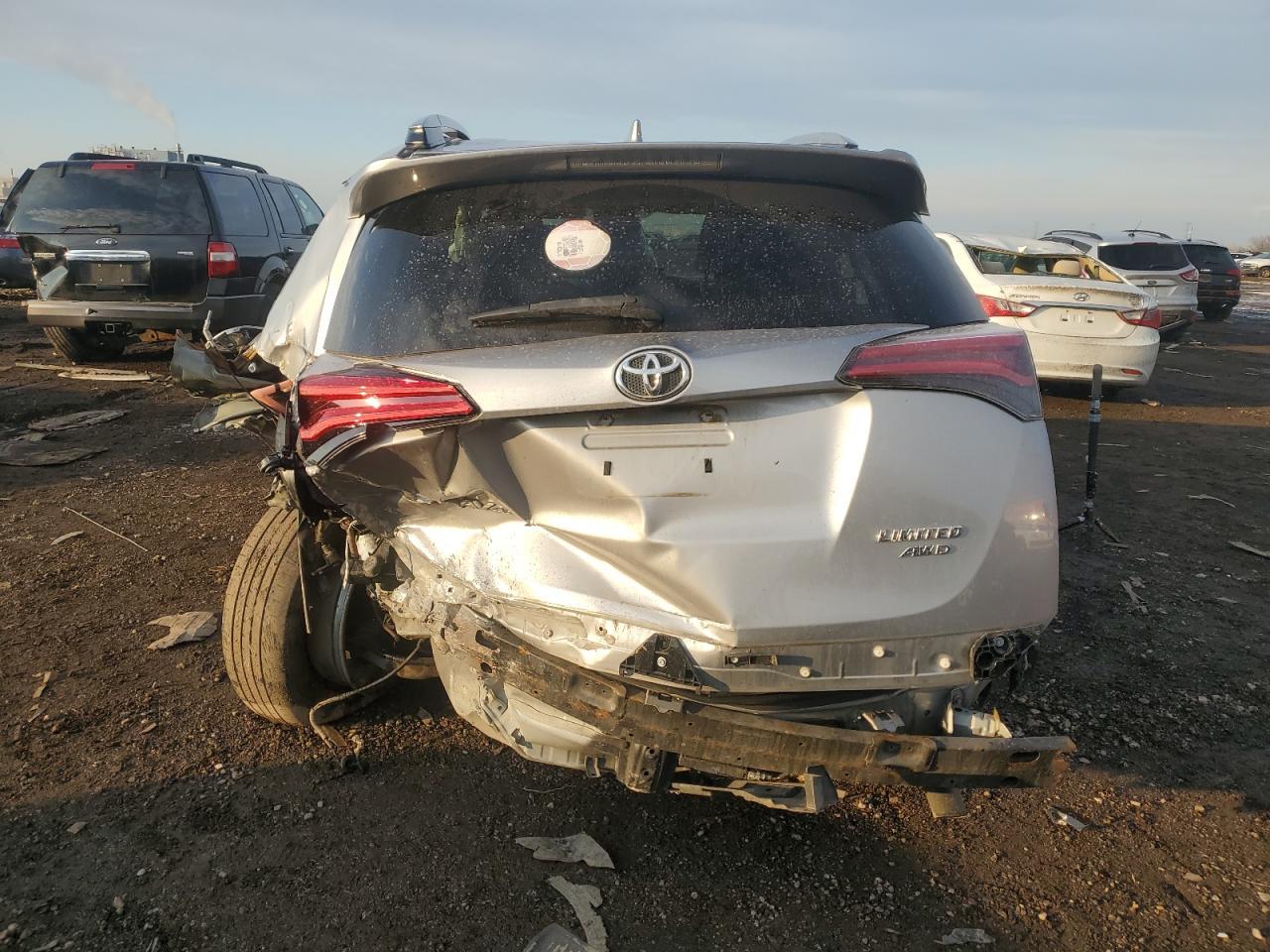 2018 TOYOTA RAV4 LIMIT - Фото 6