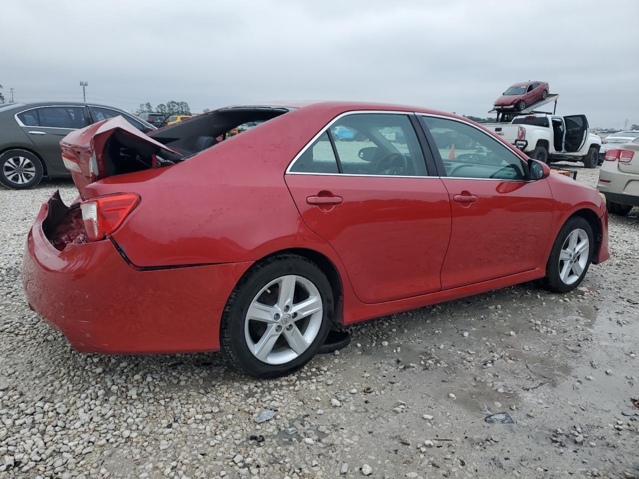 2014 TOYOTA CAMRY L - Фото 3