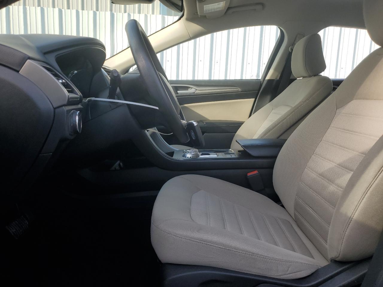 2020 FORD FUSION S - Фото 7