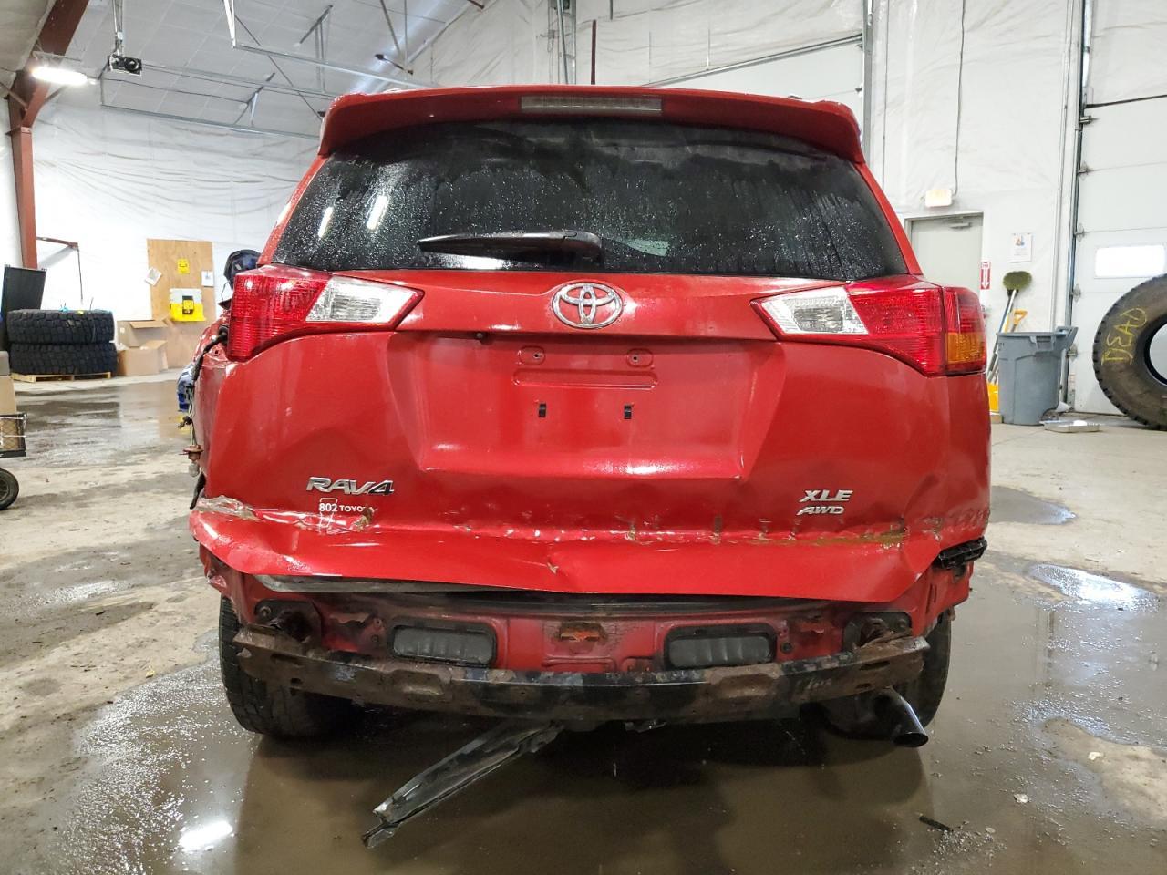 2015 TOYOTA RAV4 XLE - Фото 6