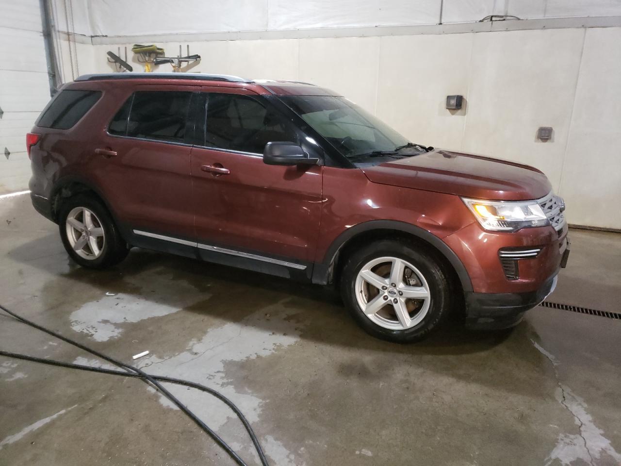 2018 FORD EXPLORER X - Image 4