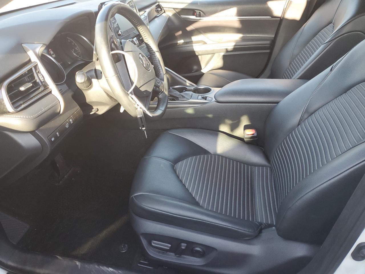 2021 TOYOTA CAMRY SE - Фото 7