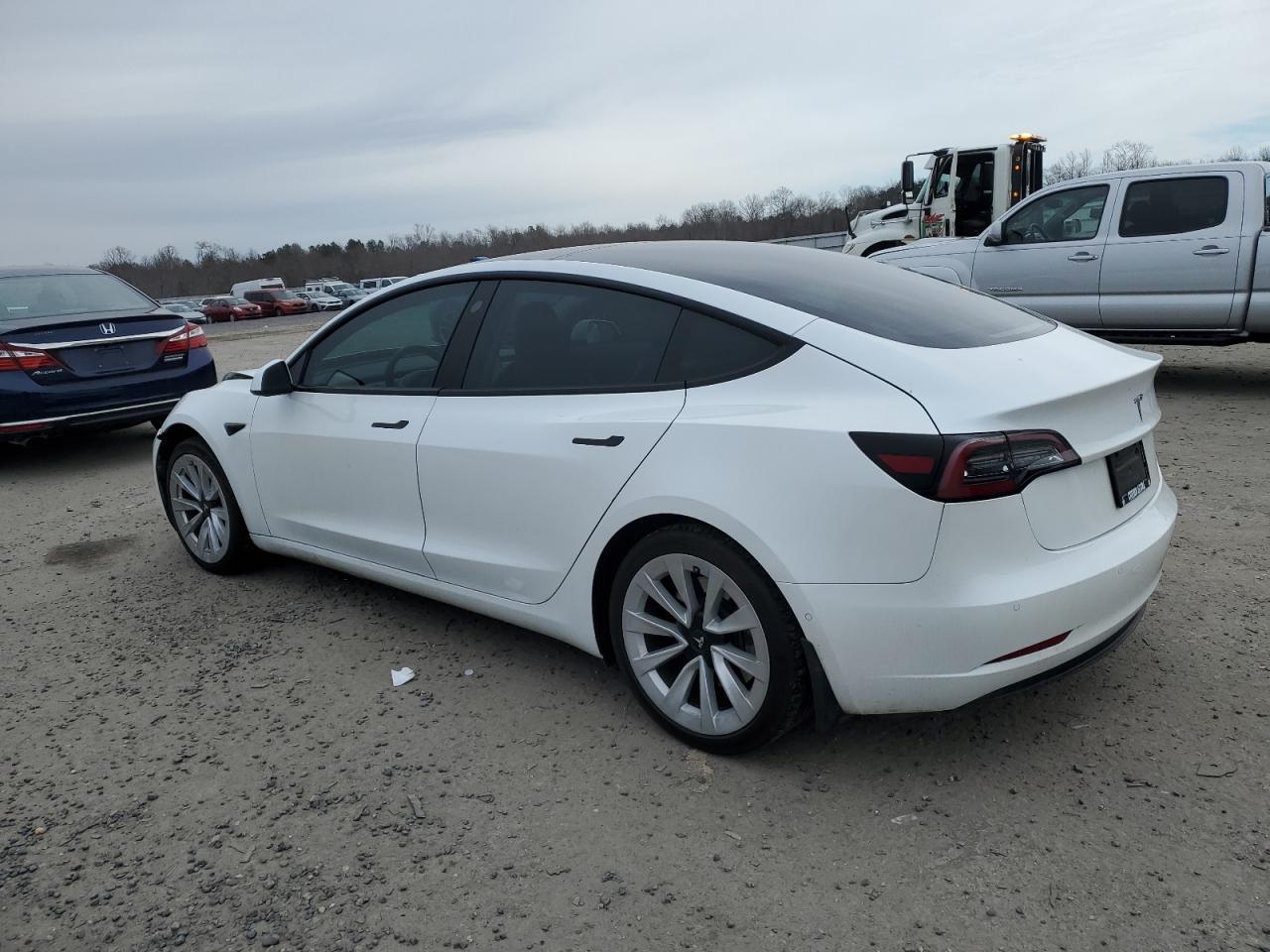 2021 TESLA MODEL 3 - Image 2