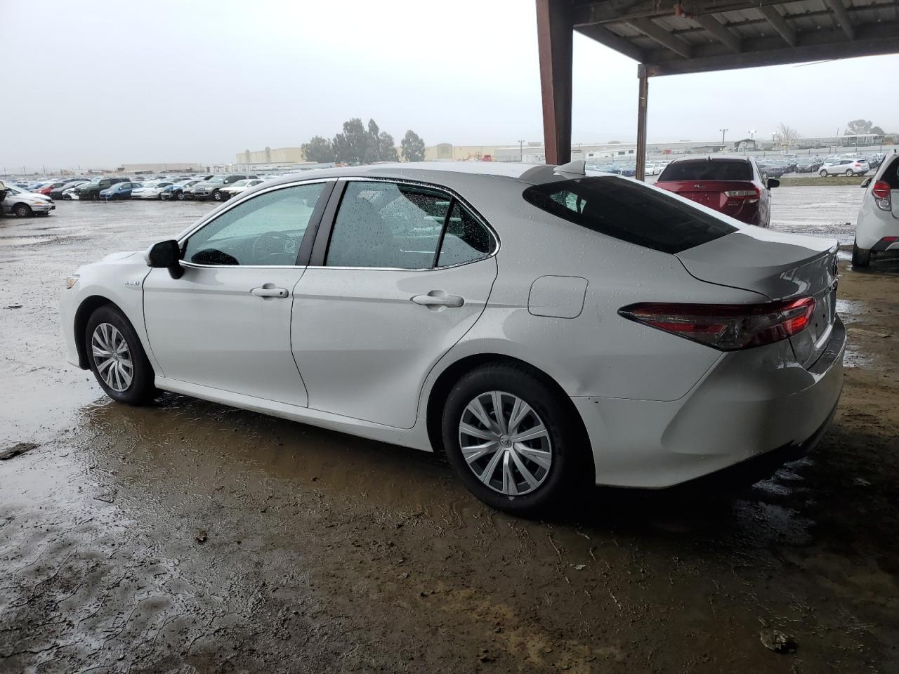 2020 TOYOTA CAMRY LE - Image 2