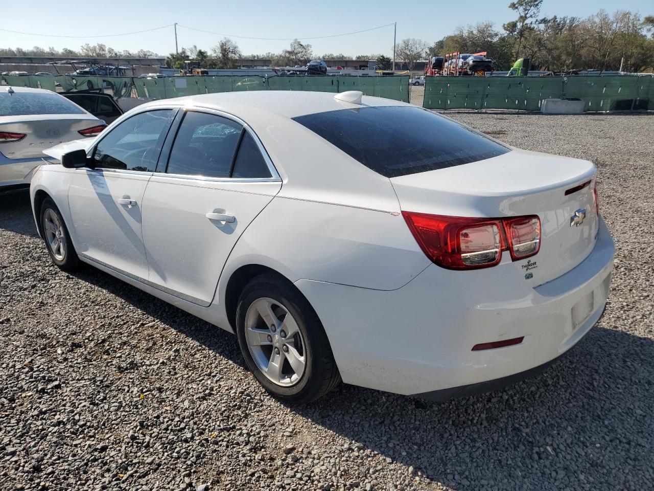 2015 CHEVROLET MALIBU 1LT - Image 2