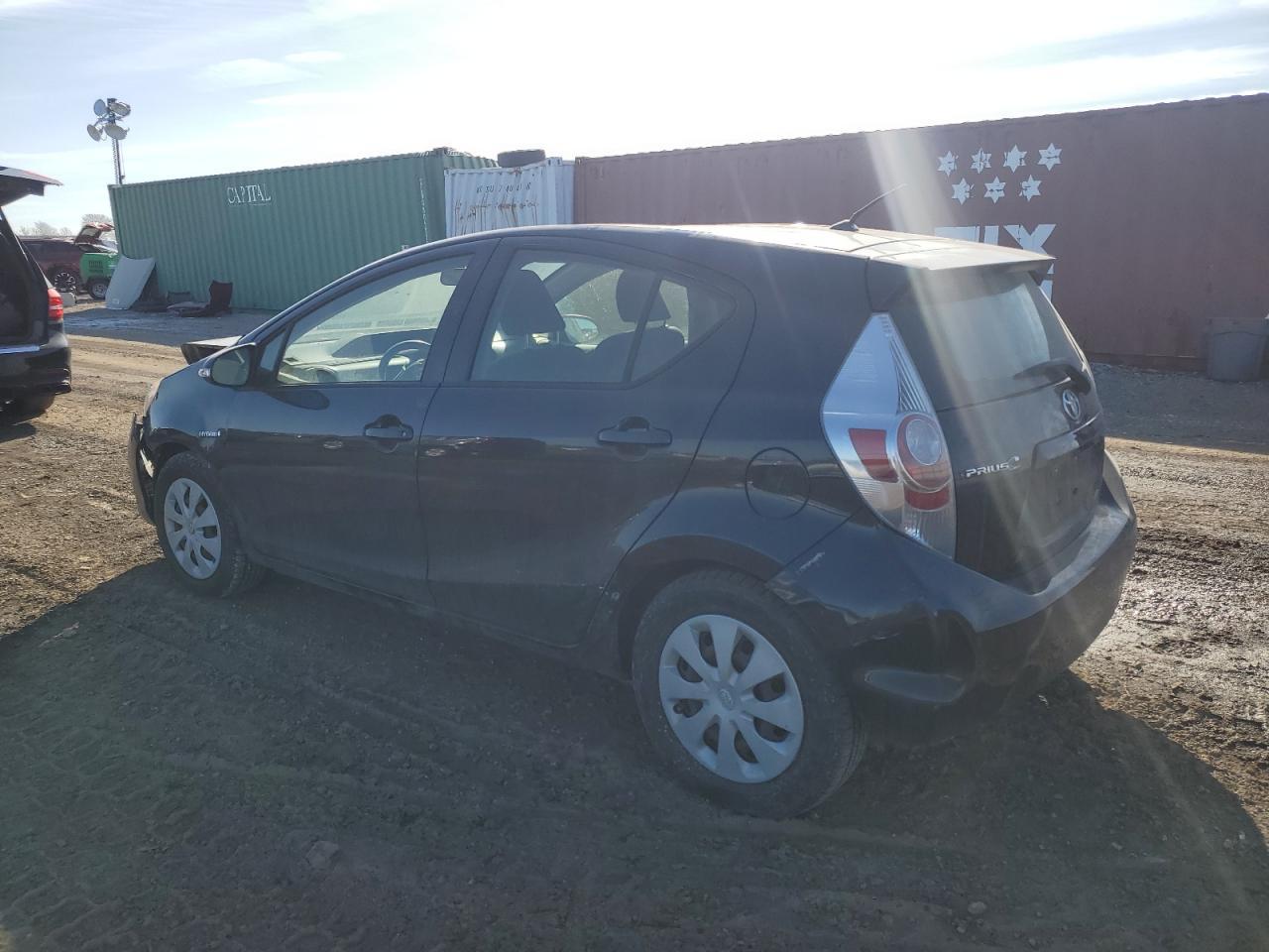 2013 TOYOTA PRIUS C - Фото 2