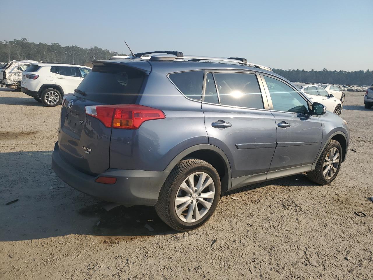 2013 TOYOTA RAV4 LIMIT - Фото 3