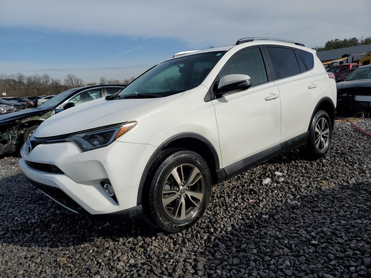 2016 TOYOTA RAV4 XLE