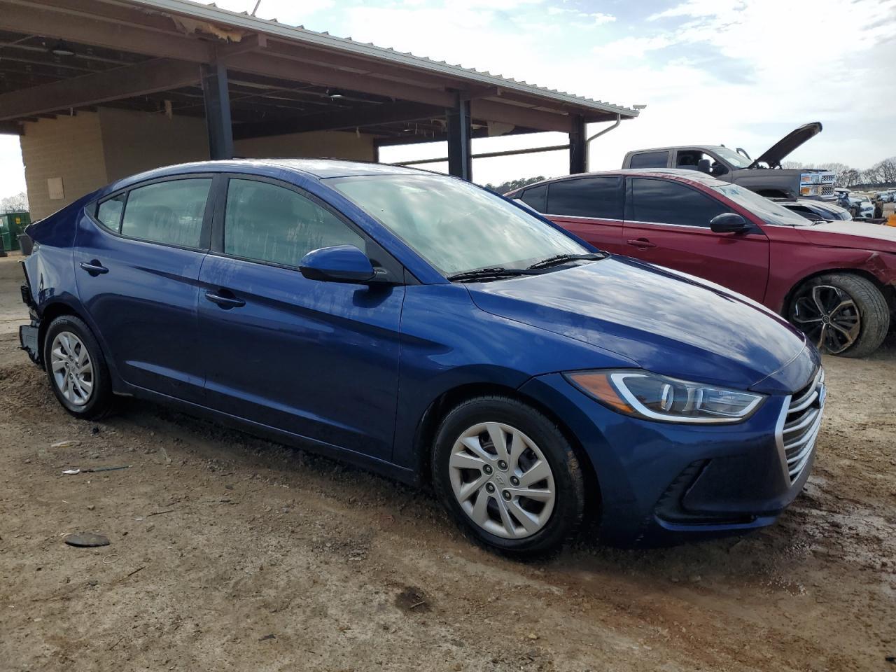 2018 HYUNDAI ELANTRA SE - Фото 4