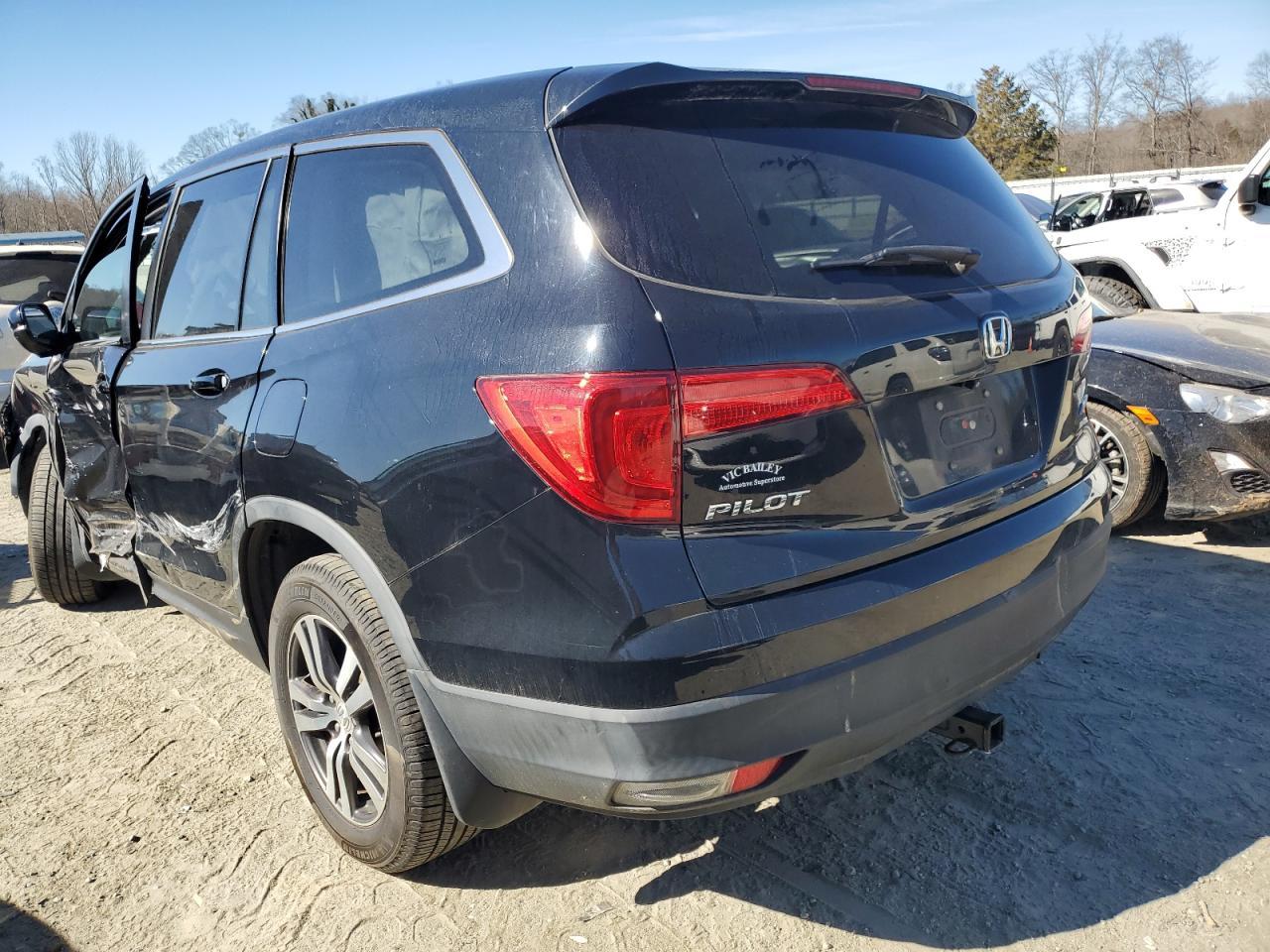 2017 HONDA PILOT EXL - Image 2