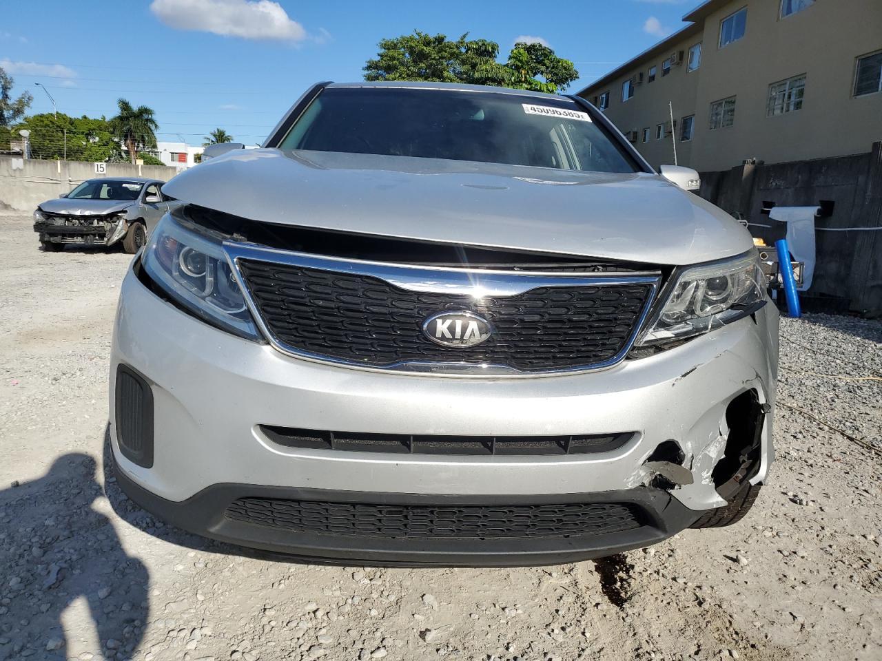 2014 KIA SORENTO LX - Image 5