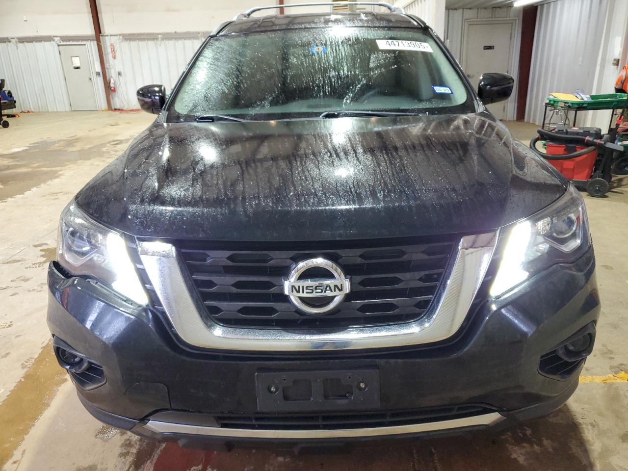 2019 NISSAN PATHFINDER - Фото 5