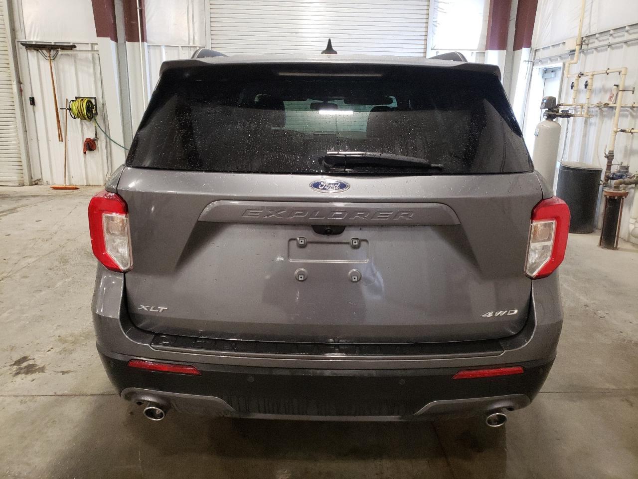 2022 FORD EXPLORER X - Фото 6