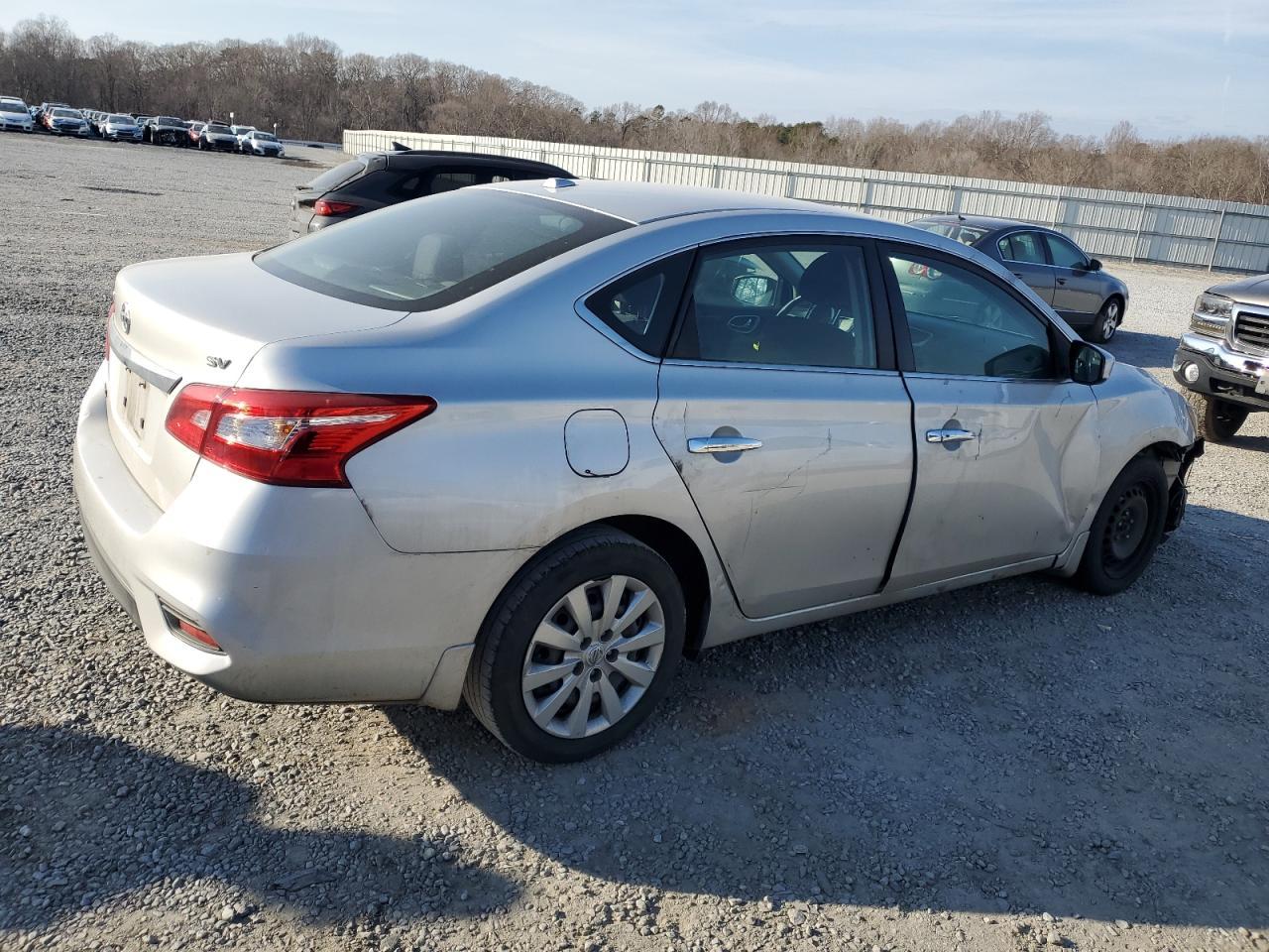 2017 NISSAN SENTRA S - Фото 3