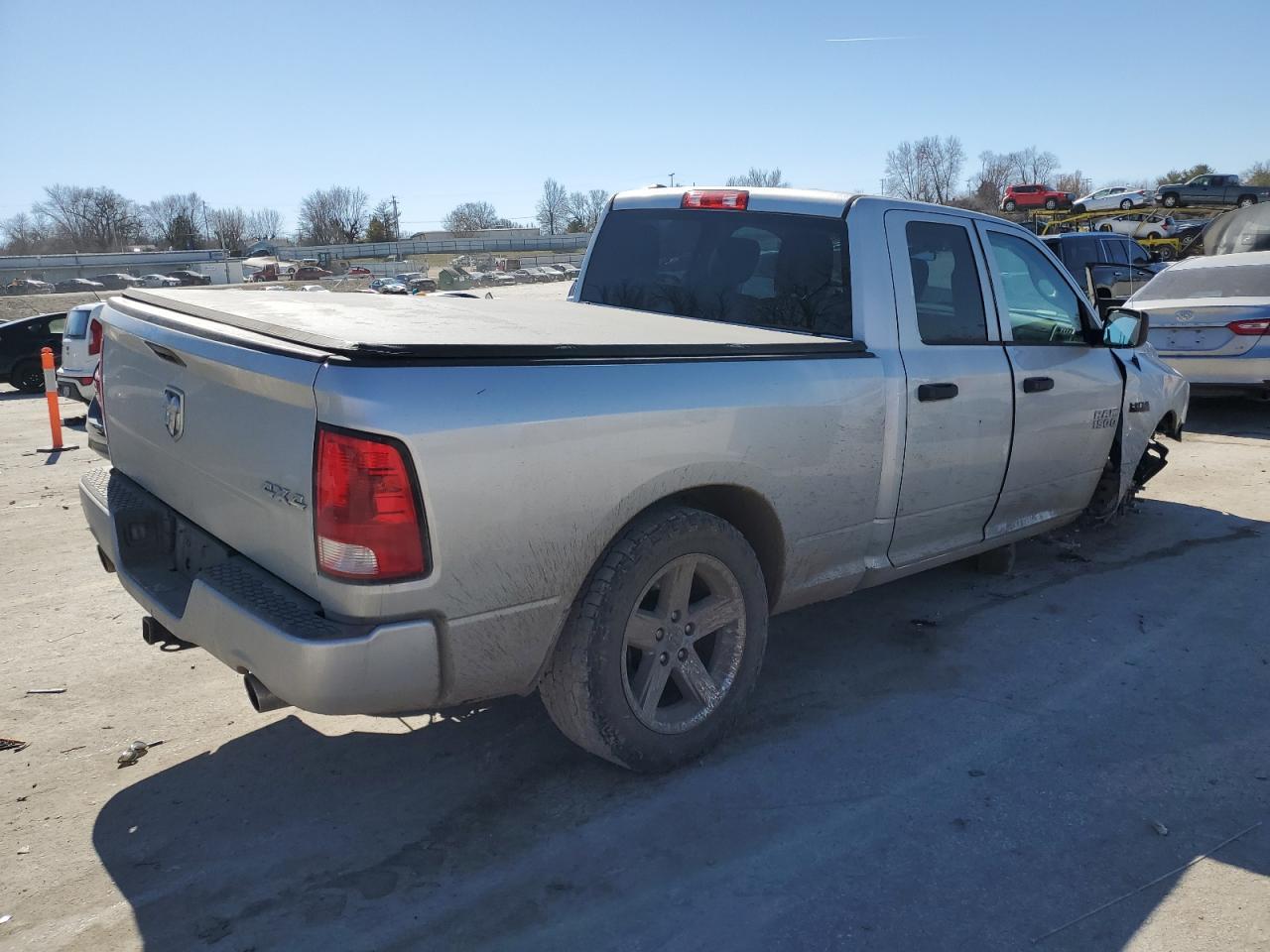 2017 RAM 1500 ST - Image 3