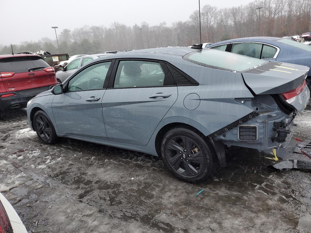 2023 HYUNDAI ELANTRA SE - Image 2