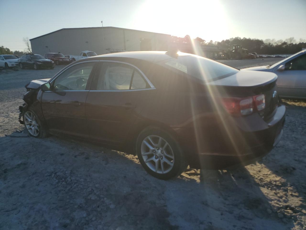 2015 CHEVROLET MALIBU 1LT - Image 2