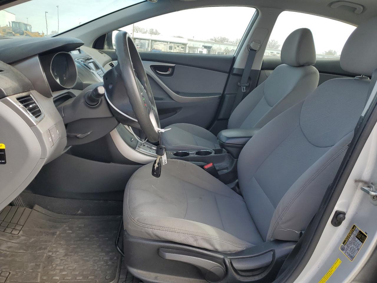 2013 HYUNDAI ELANTRA GL - Image 7