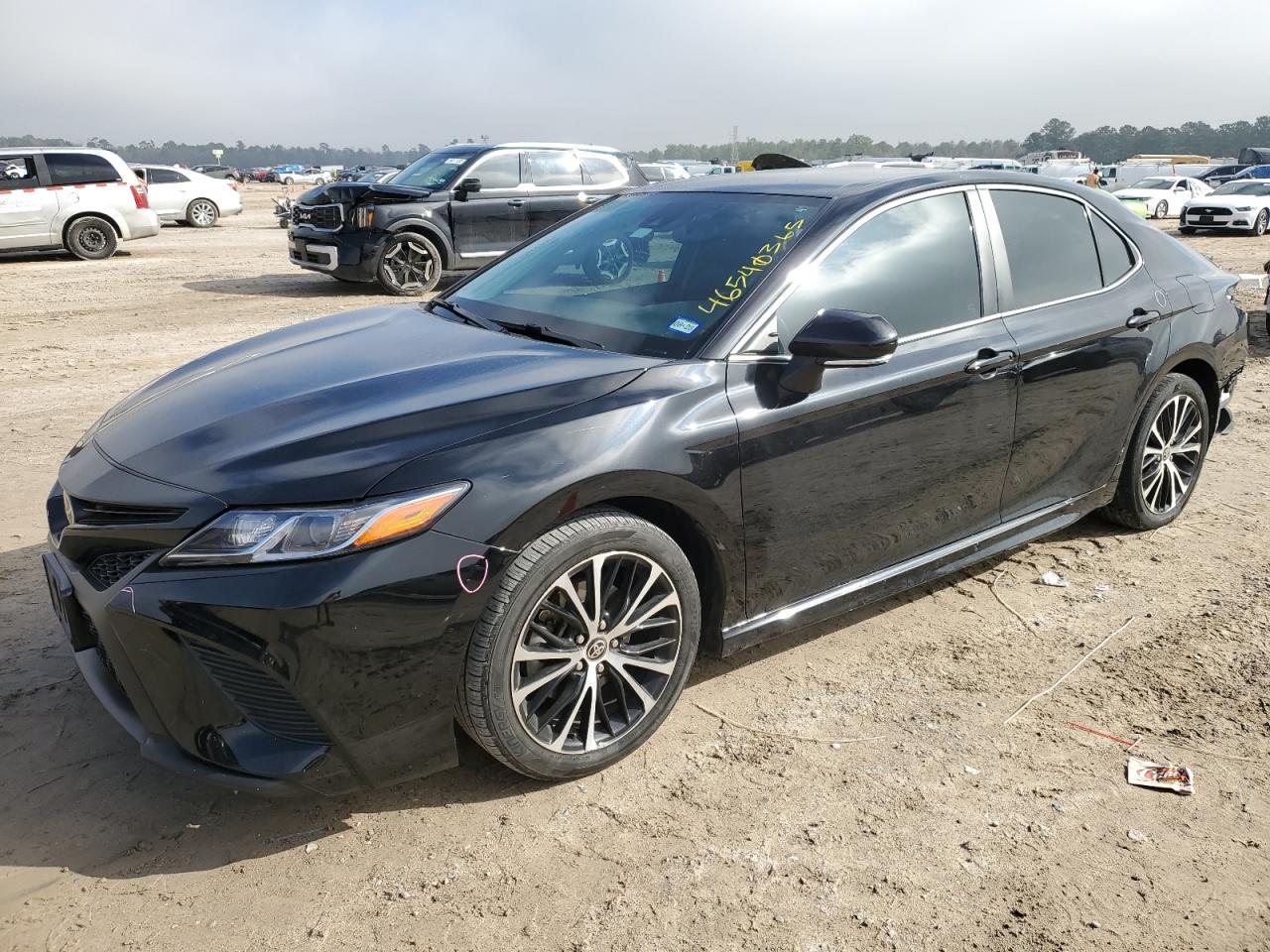 2020 TOYOTA CAMRY SE